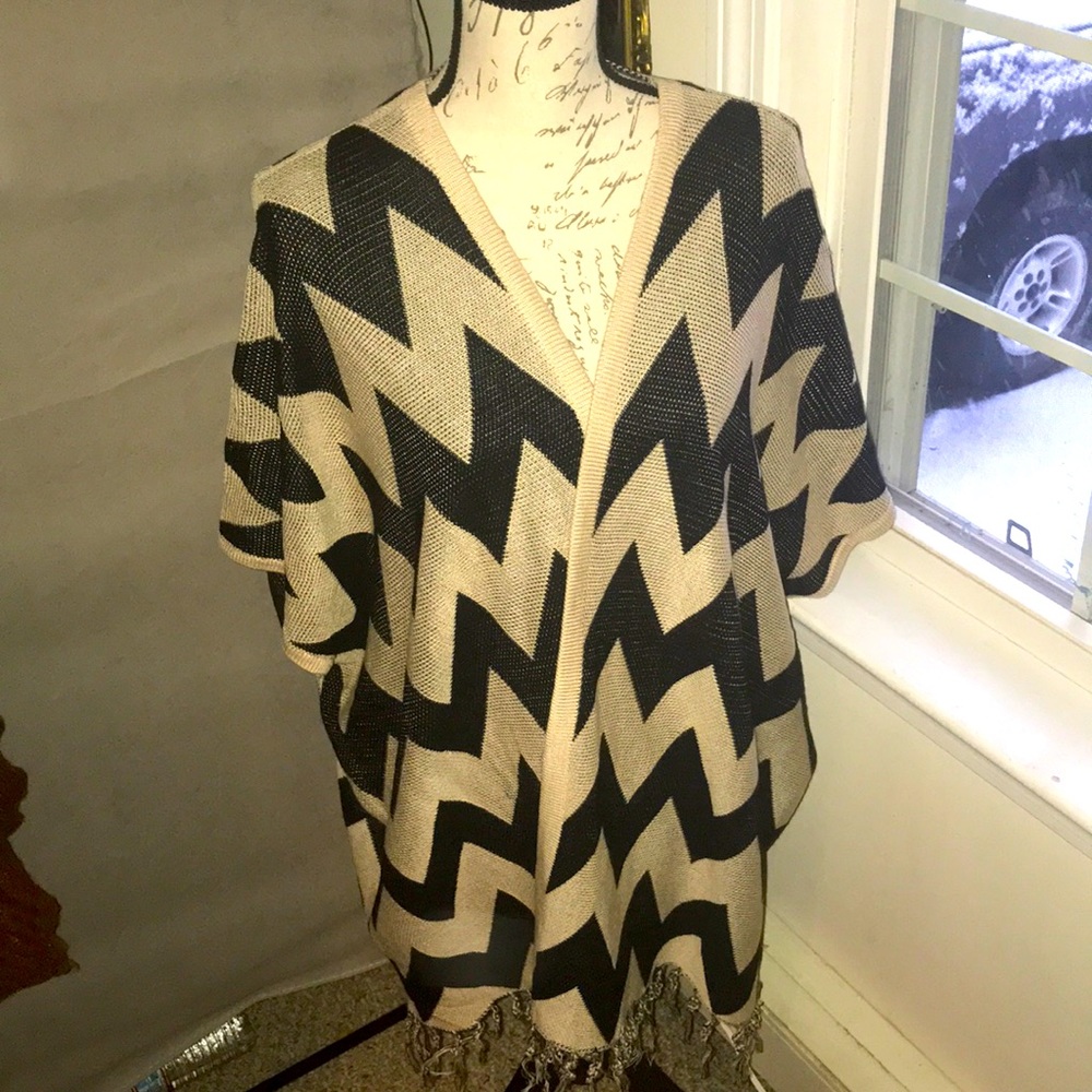 Scarve style Cardigan with sleeves